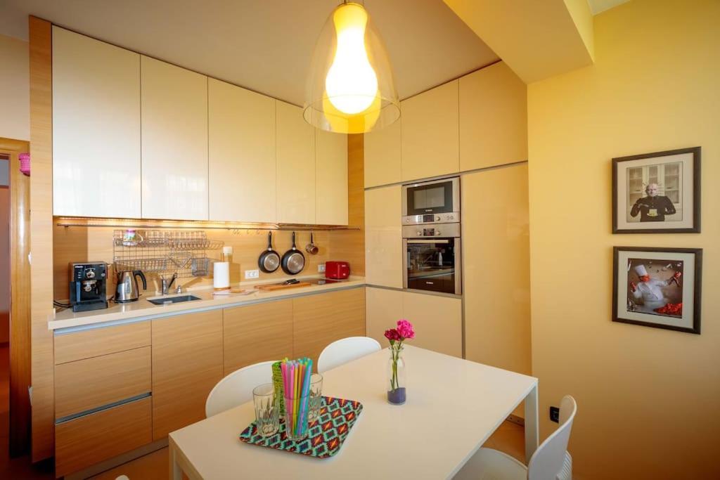 Green Apartment - Top Location, Near City Center! Sofia Bagian luar foto