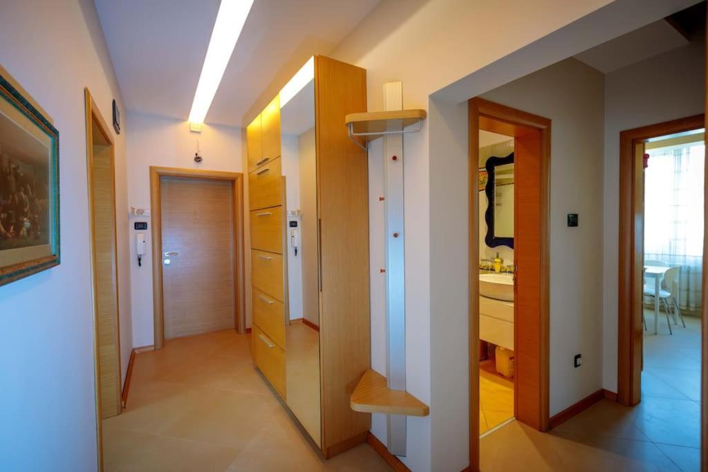Green Apartment - Top Location, Near City Center! Sofia Bagian luar foto